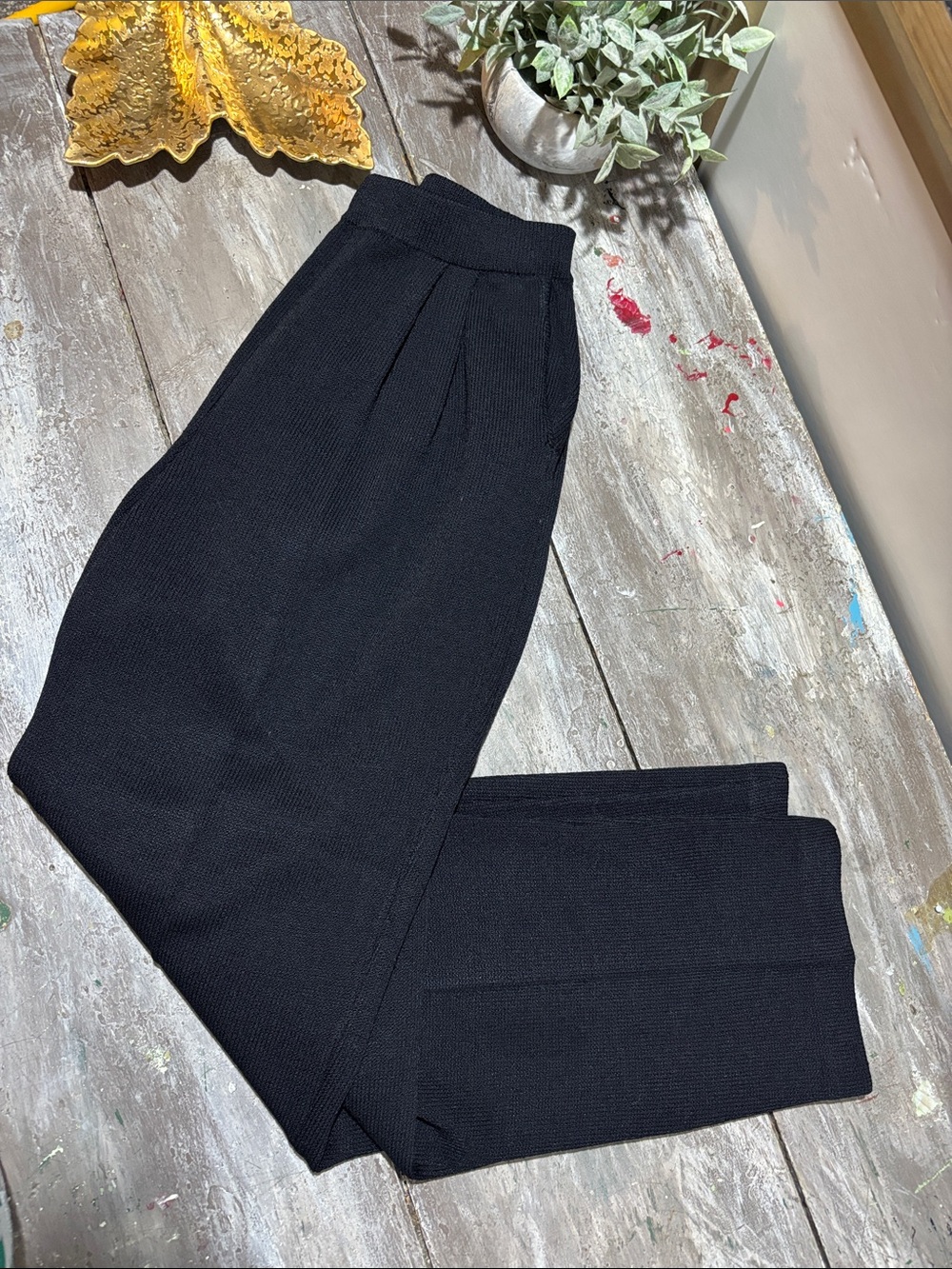 St. John Basics Black Santana Knit Pleated Front Pants